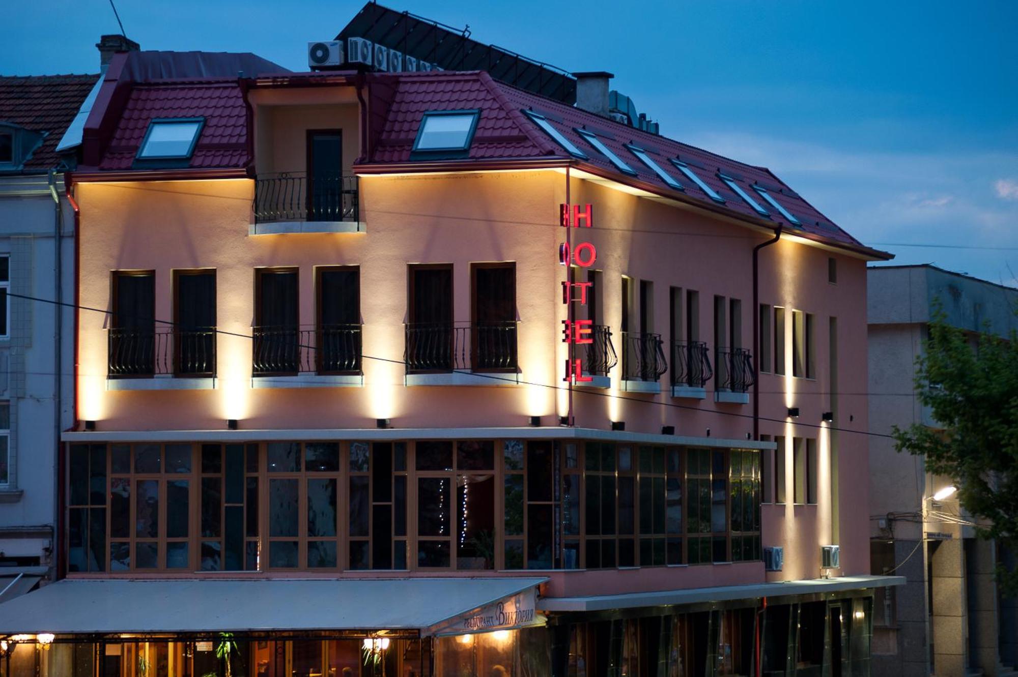 Hotel Victoria Panagjurischte Exterior foto